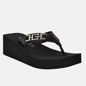Guess Black Flip-Flop Sandals